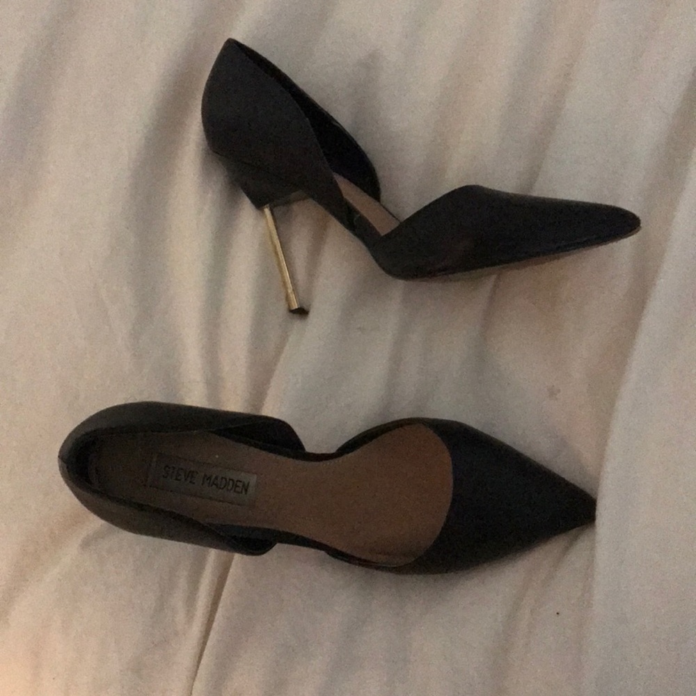 Steve Madden GETTOUT black heels